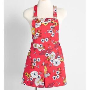 New ModCloth Candy Red Floral Dazed Summer Days‎ Cotton Shortalls 6